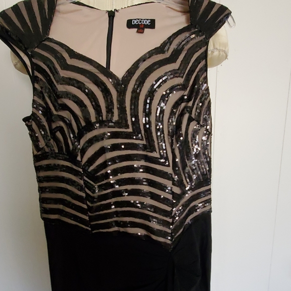 NWT WOMEN DECODE 1.8 Sequined Gown Ruched dress - Picture 4 of 5